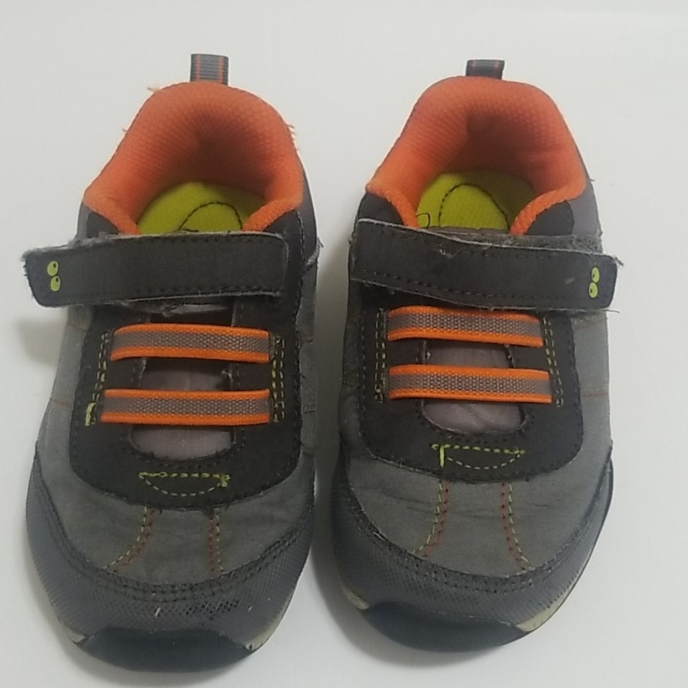 Boys shoe